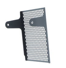 Laden Sie das Bild in den Galerie-Viewer, Evotech Performance Oil Cooler Guard for Ducati Monster image 4