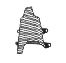 गैलरी व्यूवर में इमेज लोड करें, Evotech Performance Fuel Tank Cover Guard for 2018-20 Ducati Panigale V4 image 1
