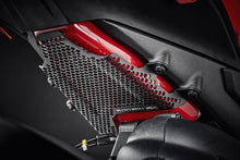 गैलरी व्यूवर में इमेज लोड करें, Evotech Performance Fuel Tank Cover Guard for 2018-20 Ducati Panigale V4 image 3