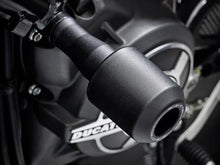 Laden Sie das Bild in den Galerie-Viewer, Evotech Performance Crash Bobbins for Ducati Monster 797, Scrambler 800 image 5