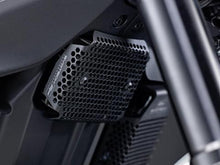 गैलरी व्यूवर में इमेज लोड करें, Evotech Performance Rectifier Guard for Ducati Scrambler image 4