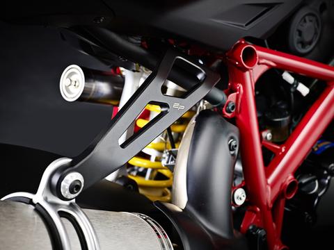 Evotech Performance Exhaust Hanger for Ducati Streetfighter 848/ 1098 image 3