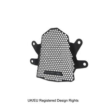 Laden Sie das Bild in den Galerie-Viewer, Evotech Performance Fuel Tank Cover Guard for Ducati Streetfighter V4 image 2