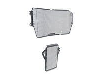 Cargar imagen en el visor de la galería, Evotech Performance Radiator and Oil Cooler Guard Set for 2017-2024 Ducati SuperSport image 5