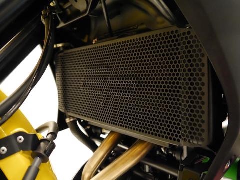 Evotech Performance Radiator Guard for 2015-18 Kawasaki Versys 650 image 2
