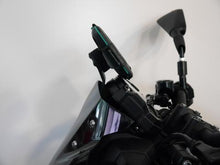 Laden Sie das Bild in den Galerie-Viewer, Evotech Performance Ultimateaddons Compatible Handlebar Clamp Sat Nav Mount for 2019-2025 Kawasaki Z400