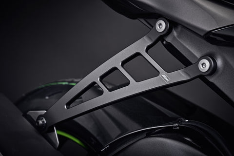 Evotech Performance Exhaust Hanger and Blanking Plates for Kawasaki Ninja ZX-10R / ZX-6R image 5