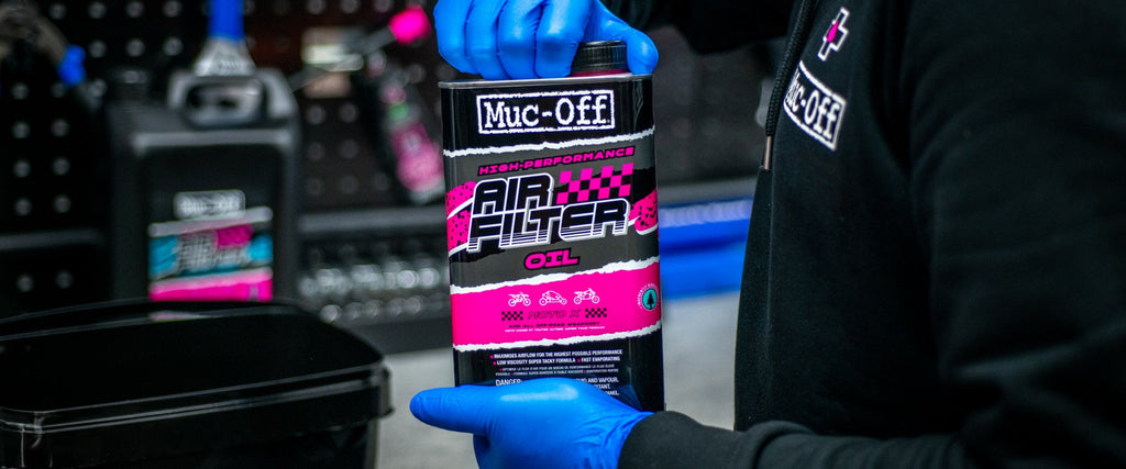 Muc-Off Foam Air Filter Oil  img garage