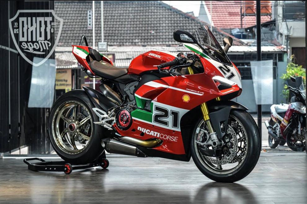 Vandemon Full Titanium Low Mount Exhaust System For 2020-24 Ducati V2 Panigale & Streetfighter 2