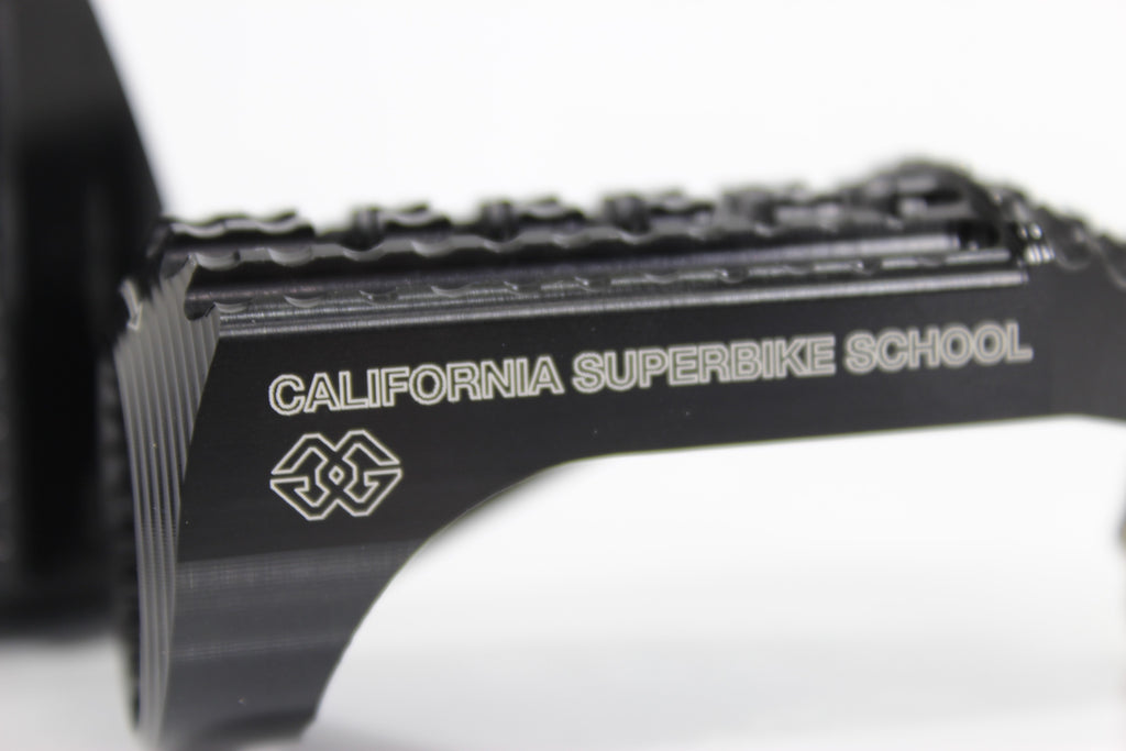 Gilles Tooling - Black California Footpegs Set for BMW S1000R, S1000RR, R9T Racer image 4