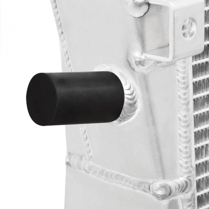 Mishimoto Aluminum Radiator for 2008-10 Ford F-Series 6.4L Powerstroke - Version 2