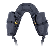 Carica l'immagine nel visualizzatore di Gallery, Giant Loop MoJavi Saddlebag Zip Rolltop img black front