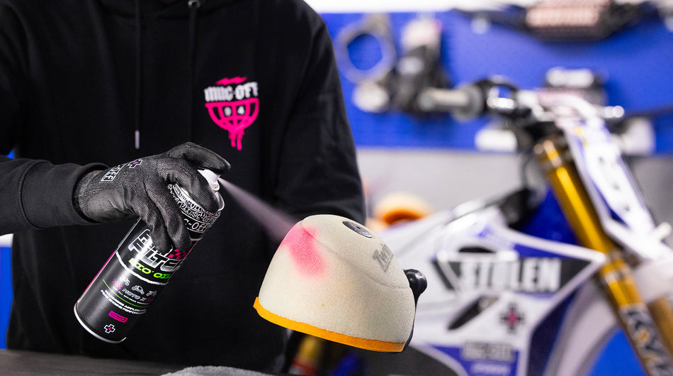 Muc-Off Bio Air Filter Oil img spray
