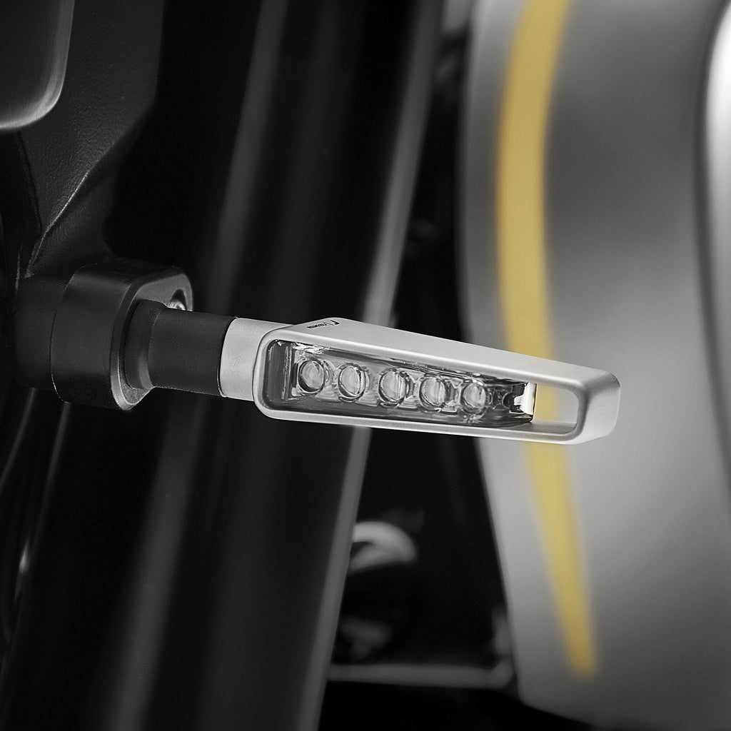 Rizoma Vision Sequential Lighting Turn Signals for Motorcycles image 3