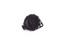 Carica l&#39;immagine nel visualizzatore di Gallery, Gilles Tooling Oil Filler Cap M20x2,5 for Ducati, Honda, Kawasaki, Triumph