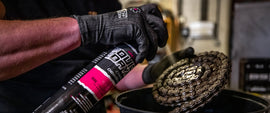Muc-Off High-Pressure Quick Drying Degreaser img spray
