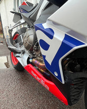 Carica l'immagine nel visualizzatore di Gallery, Vandemon Titanium Exhaust System For 2020-125 Aprilia RS 660 &amp; Tuono 660 9