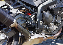 गैलरी व्यूवर में इमेज लोड करें, Sato Racing Carbon Fiber Swingarm Cover Set (L/R) for 2009-14 BMW S1000RR
