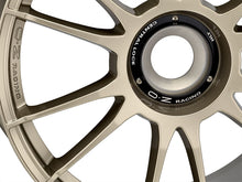 Laden Sie das Bild in den Galerie-Viewer, O.Z Racing Ultraleggera HLT CenterLock Wheels