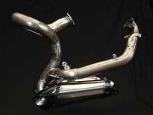 गैलरी व्यूवर में इमेज लोड करें, Vandemon Full Titanium Low Mount Exhaust System For 2020-24 Ducati V2 Panigale &amp; Streetfighter 1