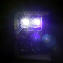 Laden Sie das Bild in den Galerie-Viewer, User 4