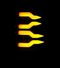 Laden Sie das Bild in den Galerie-Viewer, User 3