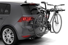 Load image into Gallery viewer, Thule Gateway Pro - Hanging-Style Trunk Bike Rack w/Anti-Sway Cages