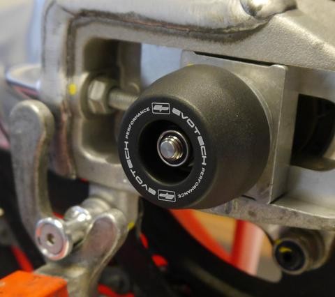 Evotech Performance Rear Spindle Bobbins for Aprilia RSV4 / Tuono V4 image 2