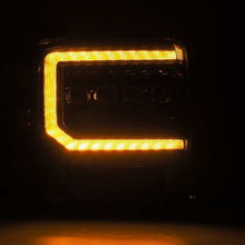 Cargar imagen en el visor de la galería, User 5