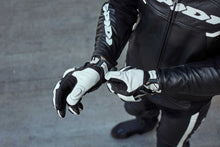 Load image into Gallery viewer, Spidi CARBO 4 Coupe&#39; Motorcycle Riding Leather Gloves