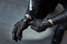 Load image into Gallery viewer, Spidi CARBO 4 Coupe&#39; Motorcycle Riding Leather Gloves