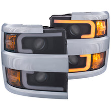 Cargar imagen en el visor de la galería, User 4