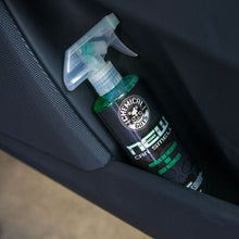 Carica l&#39;immagine nel visualizzatore di Gallery, Chemical Guys New Car Smell Air Freshener &amp; Odor Eliminator - 16oz