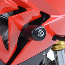 Laden Sie das Bild in den Galerie-Viewer, R&amp;G Aero Crash Protectors for 2015-2018 BMW S1000RR 3