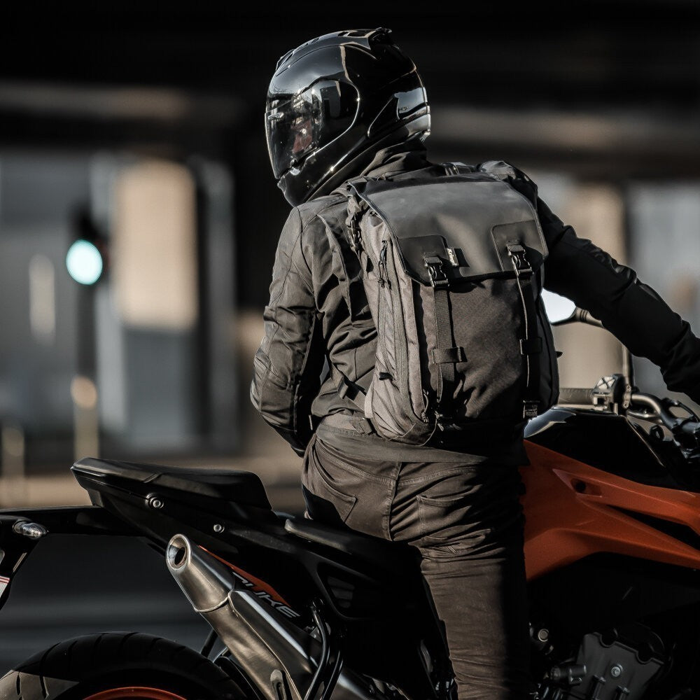 Kriega Max28 Expandable Backpack 10