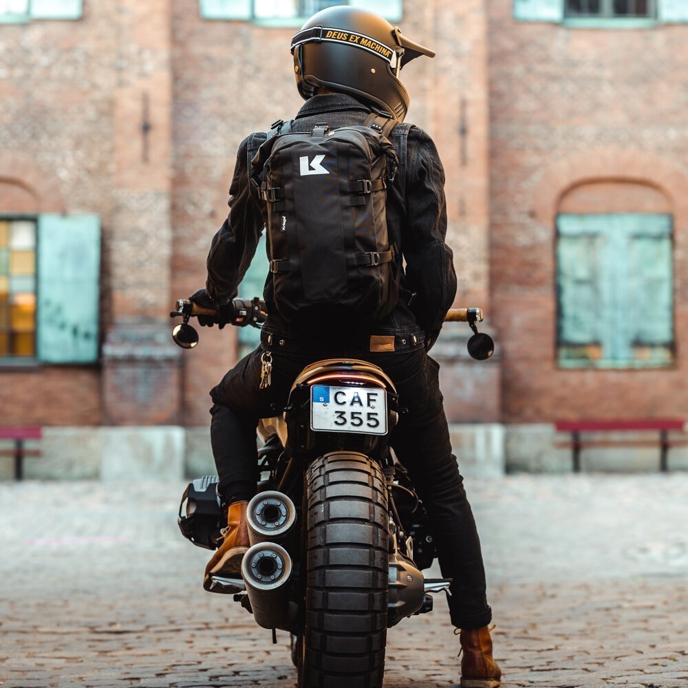 Kriega R22 Full Waterproof Riding Backpack 13