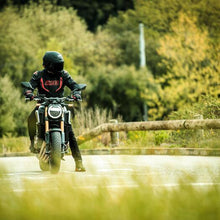Load image into Gallery viewer, Shoei RF-1400 Soild MAtte Black Full Face Motorcycle Helmet img4