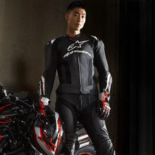 गैलरी व्यूवर में इमेज लोड करें, Alpinestars Missile Ignition v3 Riding Leather Jacket