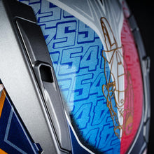 Laden Sie das Bild in den Galerie-Viewer, Shoei X-Fifteen Toprak Razgatlioglu 54 World SBK Replica Full Face Helmet img1
