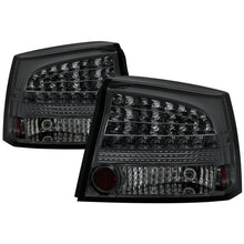 Laden Sie das Bild in den Galerie-Viewer, Spyder Dodge Charger 06-08 LED Tail Lights Smoke ALT-YD-DCH05-LED-SM