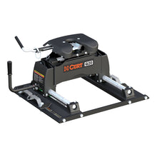 Carica l&#39;immagine nel visualizzatore di Gallery, Curt Q20 5th Wheel Hitch w/Ford Puck System Roller