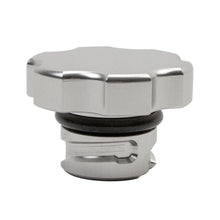 Cargar imagen en el visor de la galería, Wehrli 01+ GM Duramax LB7/LLY/LBZ/LMM/LML/L5P Billet Oil Fill Cap - Clear Anodized