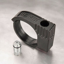 Laden Sie das Bild in den Galerie-Viewer, McGard Tailgate Lock - Universal Fit (Includes 1 Lock / 1 Key)