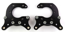 Charger l&#39;image dans la galerie, Wilwood Brackets (2) - P/S Rear - Big Ford 2.36in Offset