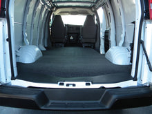 Carica l&#39;immagine nel visualizzatore di Gallery, BedRug 96-16 Chevy Express/GMC Savana VanRug - Maxi Ext