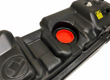 गैलरी व्यूवर में इमेज लोड करें, Titan Fuel Tanks 11-16 Ford F-250 60 Gal. Extra HD Cross-Linked PE XXL Mid-Ship Tank - Crew Cab SB