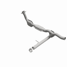 Carica l&#39;immagine nel visualizzatore di Gallery, MagnaFlow Conv Direct Fit 2005 Ford F150 V8
