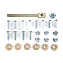 Load image into Gallery viewer, Curt 93-03 Volkswagen Eurovan/Transporter Class 2 Trailer Hitch w/1-1/4in Ball Mount