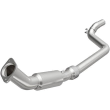 गैलरी व्यूवर में इमेज लोड करें, MagnaFlow 07-10 Dodge Charger 3.5L CARB Compliant Direct Fit Catalytic Converter
