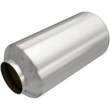 Cargar imagen en el visor de la galería, MagnaFlow Conv Universal 3.00 inch Short CA